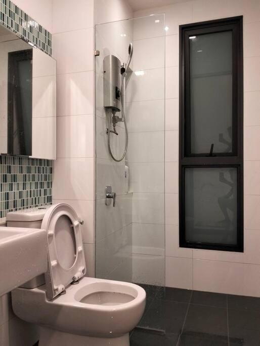 Highpark Suites Kelana Jaya By Kenangan Homes Petaling Jaya Exterior photo